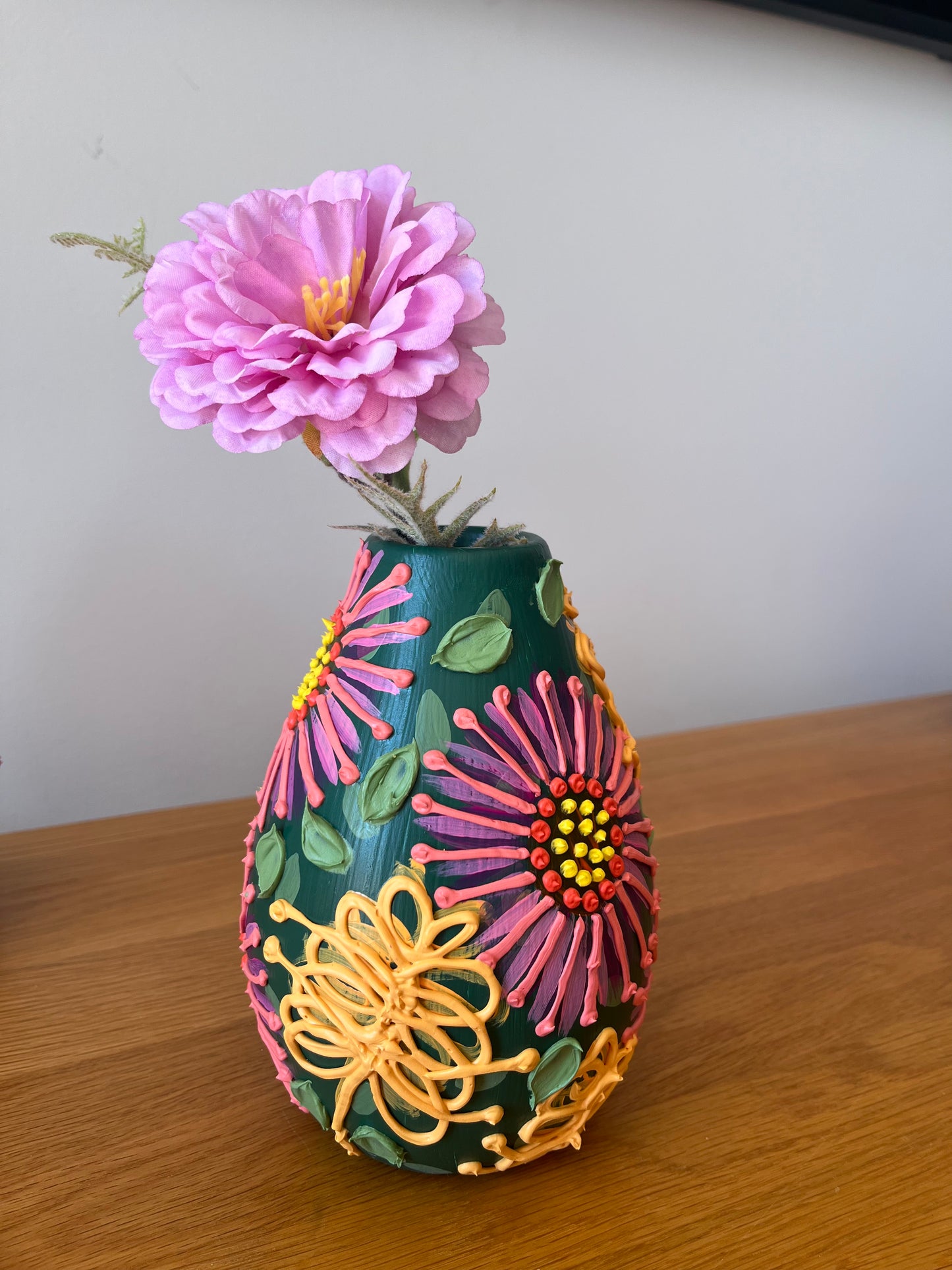 Raindrop Vase - Bush Dance